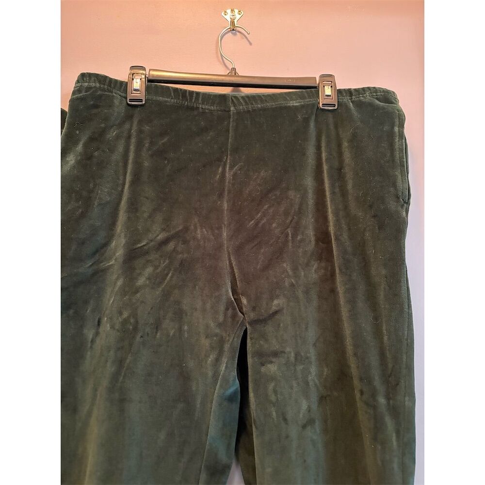 Jones Wear Women's 2 Piece Green Velour Set M Casual Long Sleeve - Picture 5 of 10